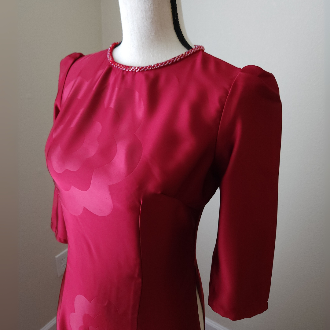 ⭐️ Red Classic Dress